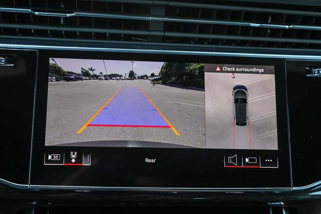 Thumbnail: 2025 Audi Q8 - 22