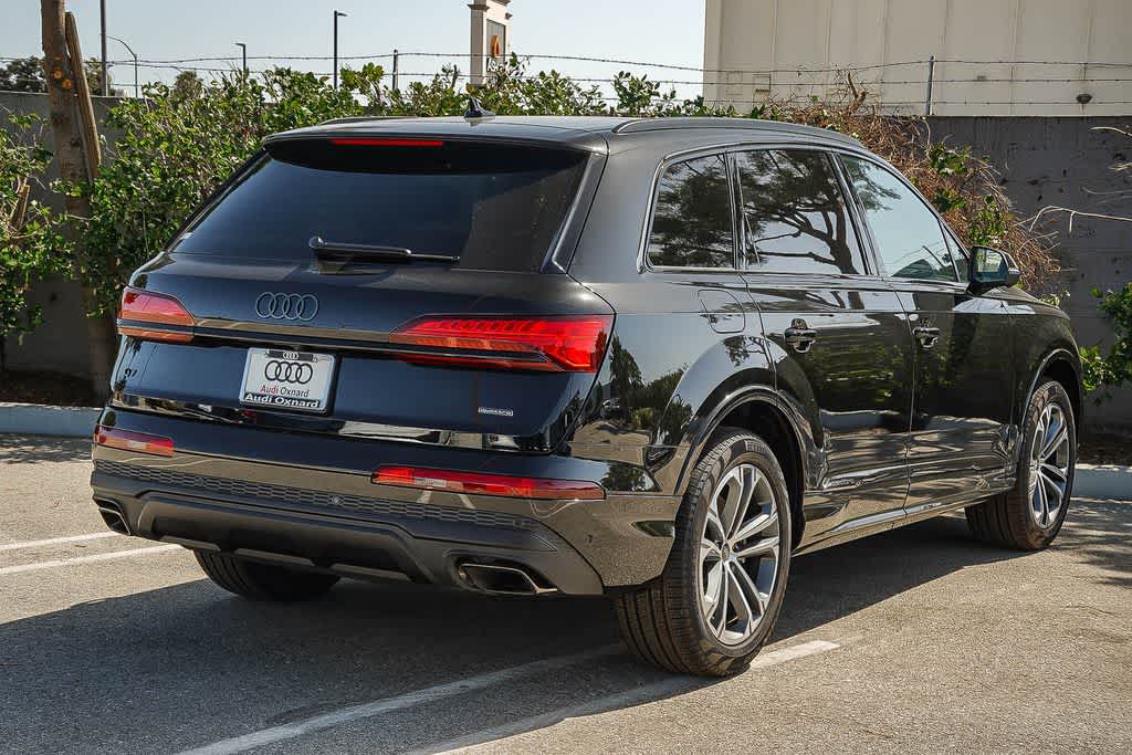 Thumbnail: 2026 Audi Q7 - 4
