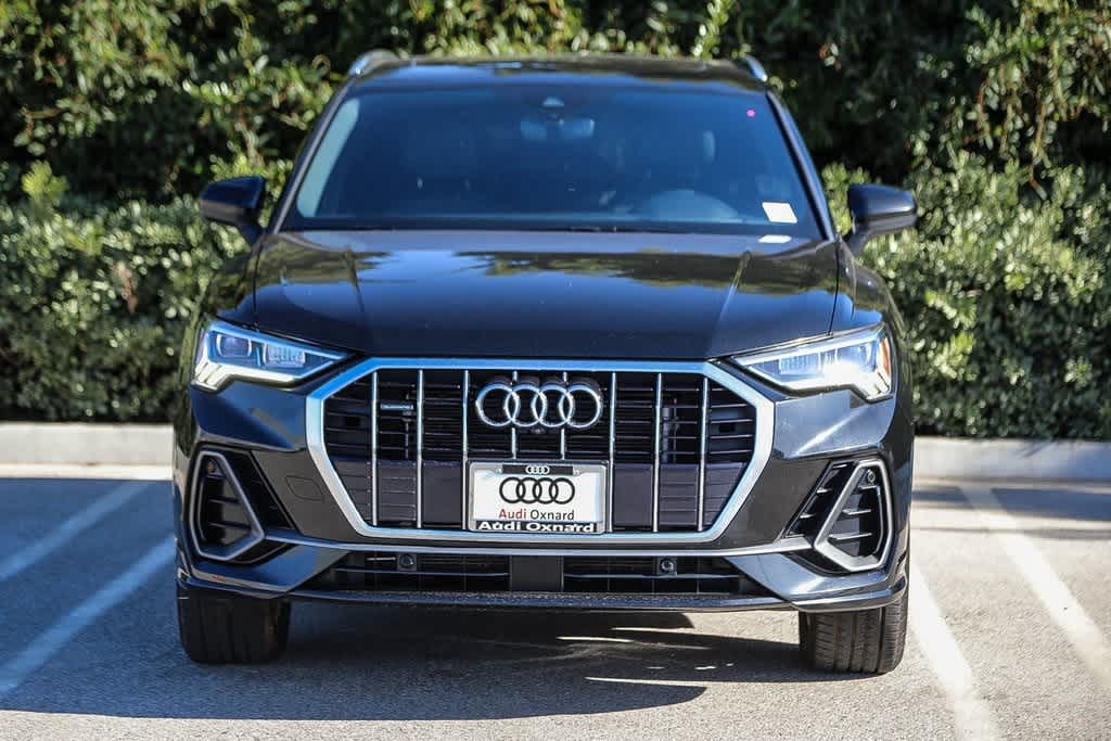 Thumbnail: 2022 Audi Q3 - 2