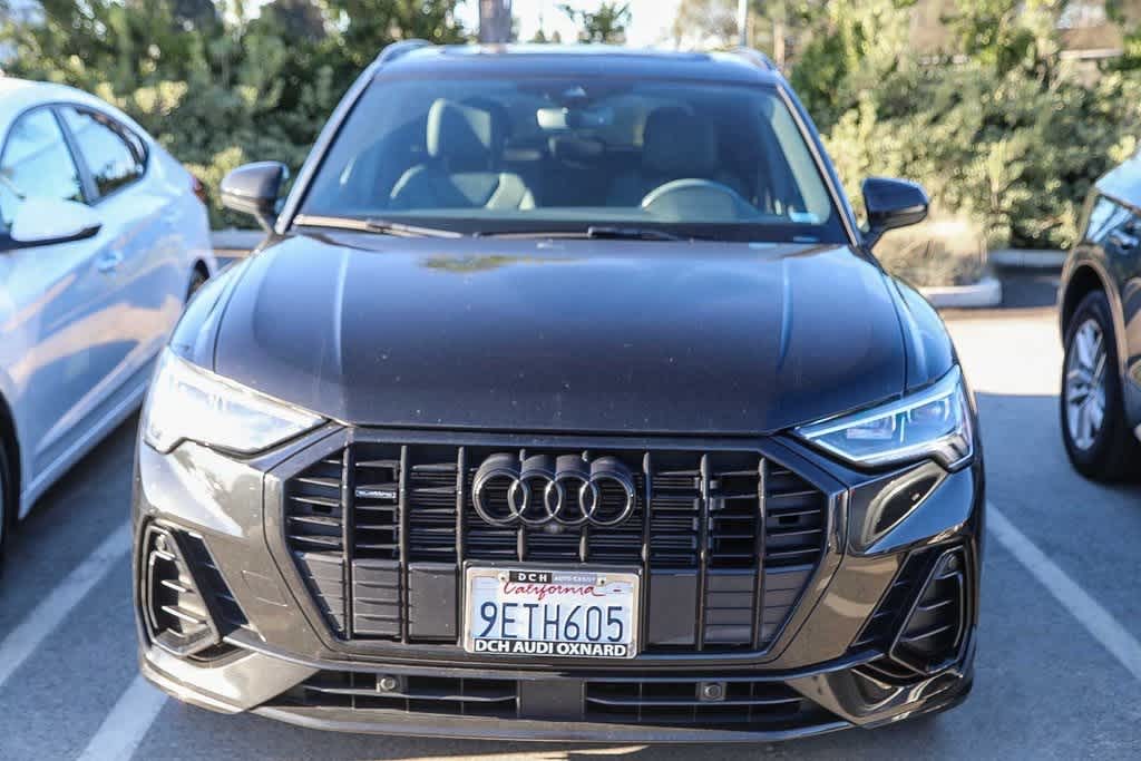 Thumbnail: 2023 Audi Q3 - 2