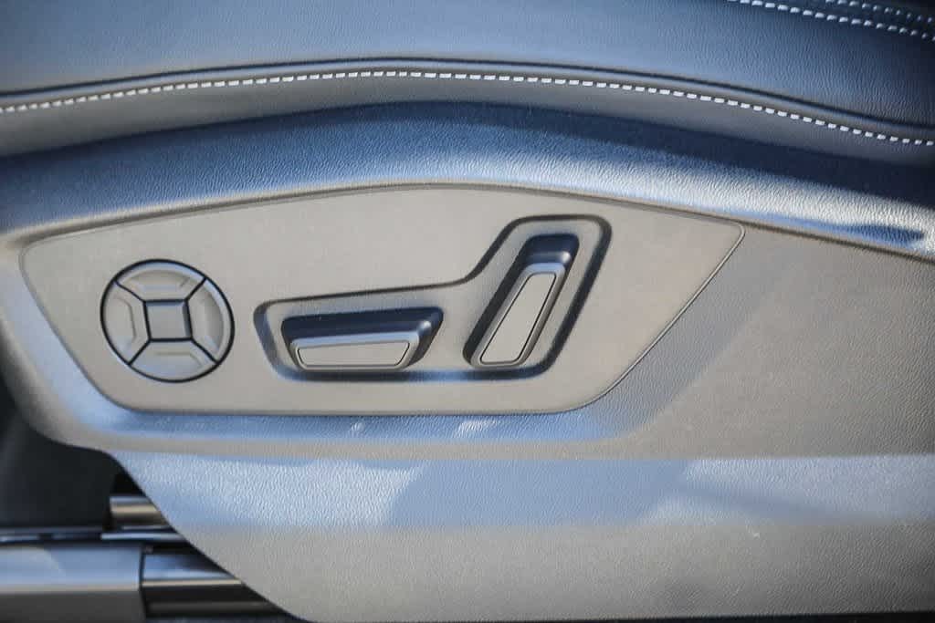 Thumbnail: 2025 Audi Q7 - 18