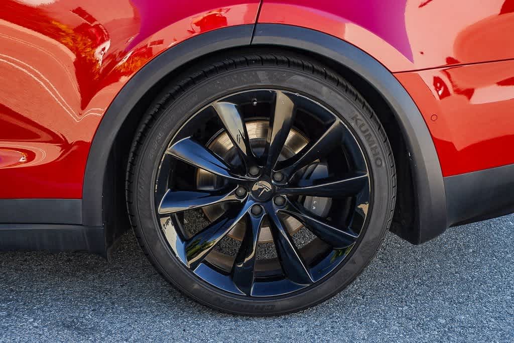 Thumbnail: 2019 Tesla Model X - 11