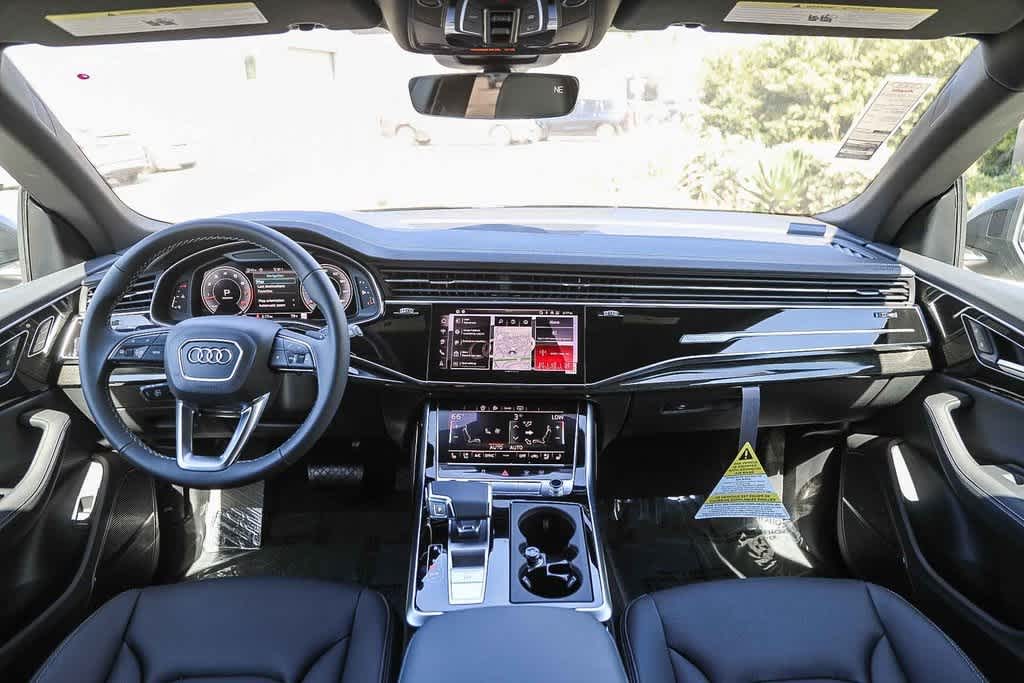 Thumbnail: 2025 Audi Q8 - 11