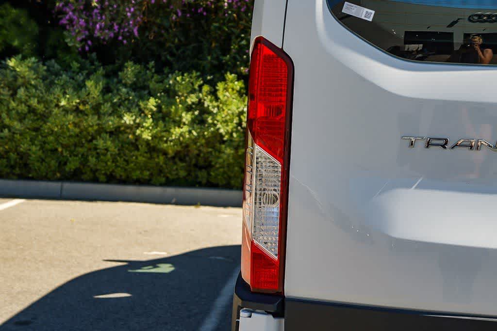 Thumbnail: 2022 Ford Transit Series - 7