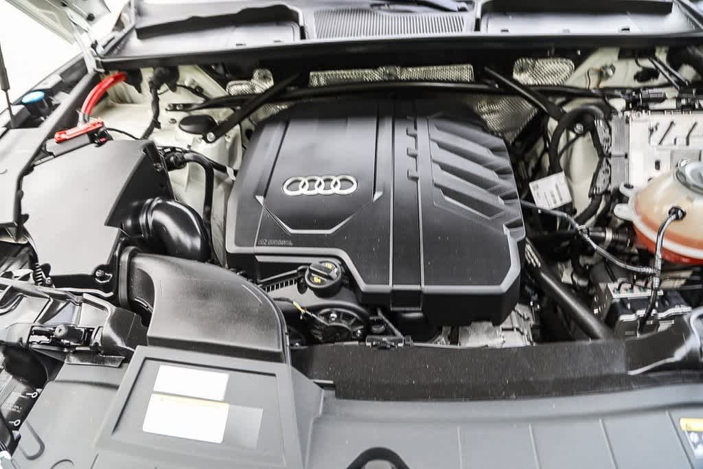 Thumbnail: 2023 Audi Q5 - 25