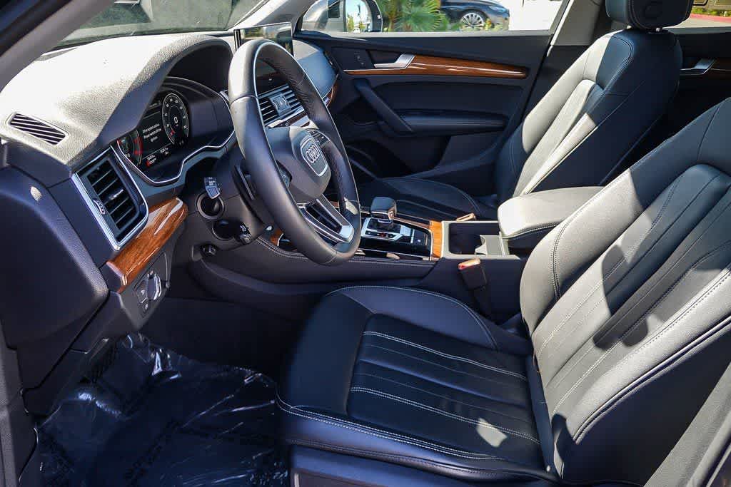 Thumbnail: 2023 Audi Q5 - 20