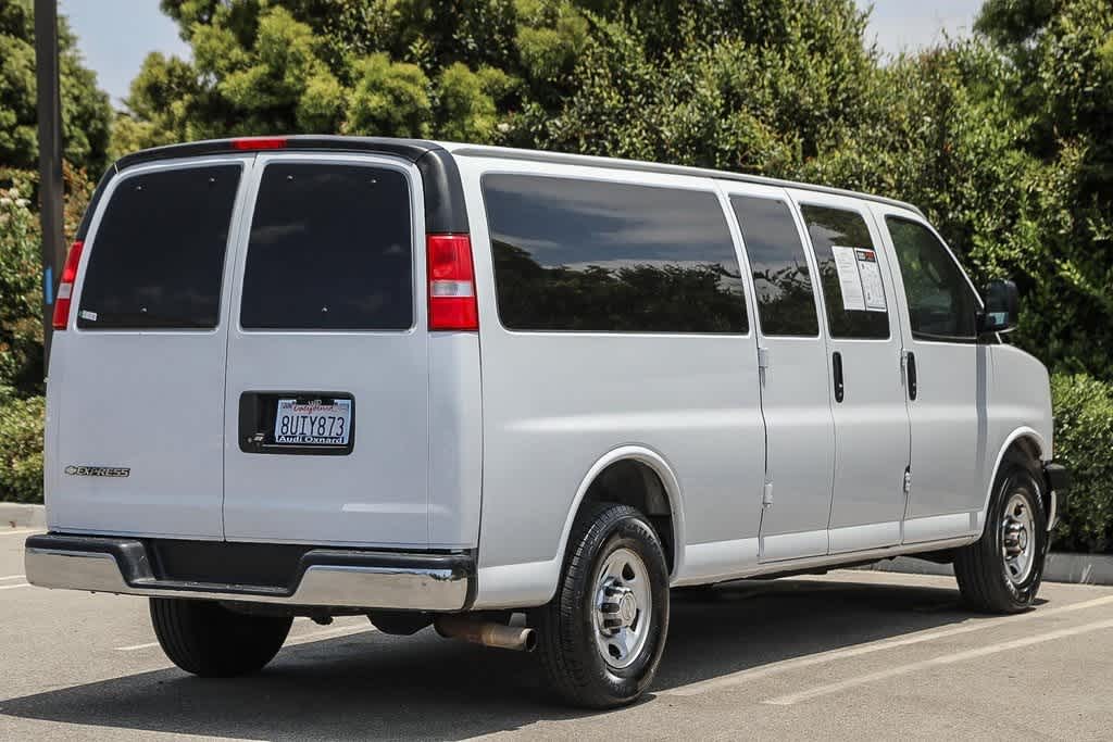 Thumbnail: 2019 Chevrolet Express - 4