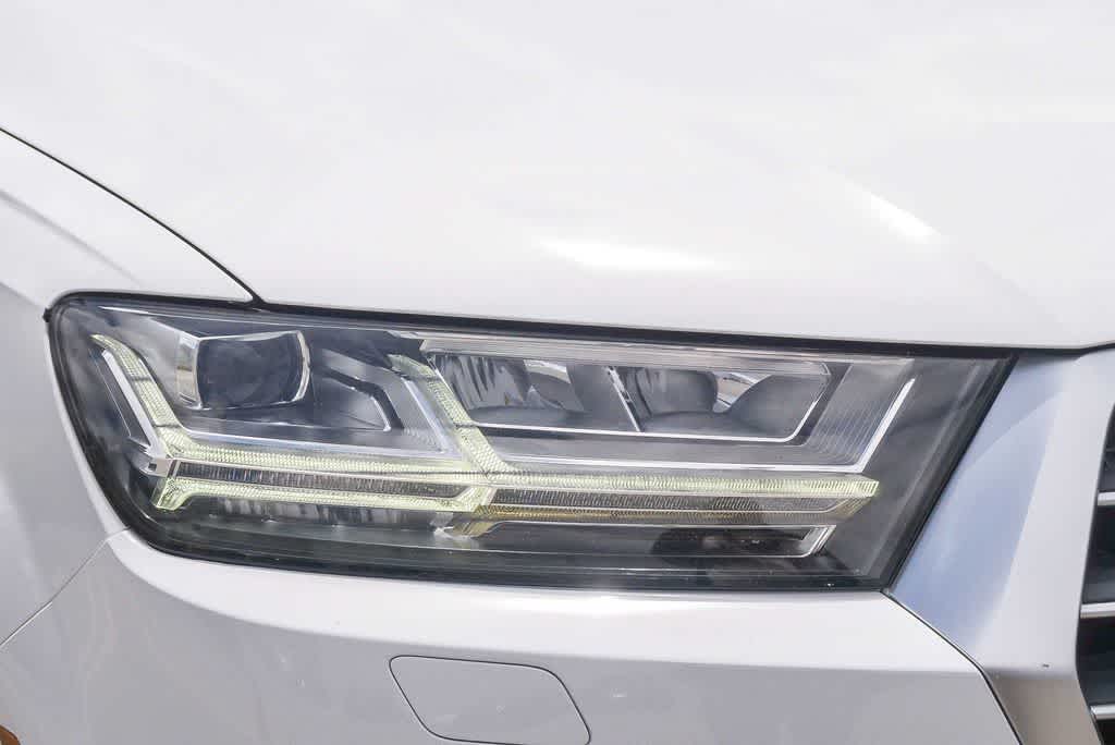 Thumbnail: 2019 Audi Q7 - 4