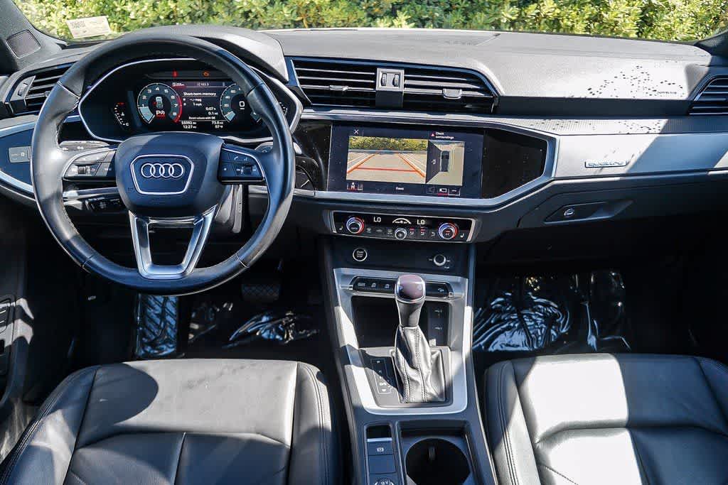 Thumbnail: 2022 Audi Q3 - 12