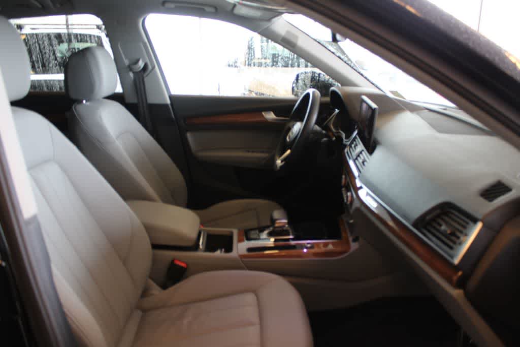 Thumbnail: 2022 Audi Q5 - 18