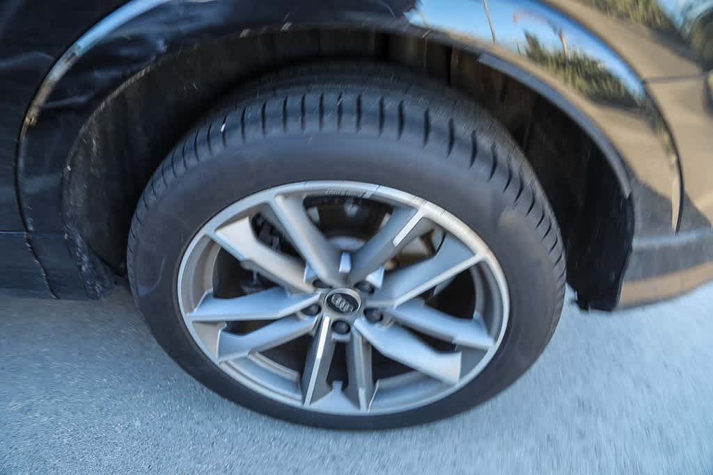 Thumbnail: 2023 Audi Q3 - 9