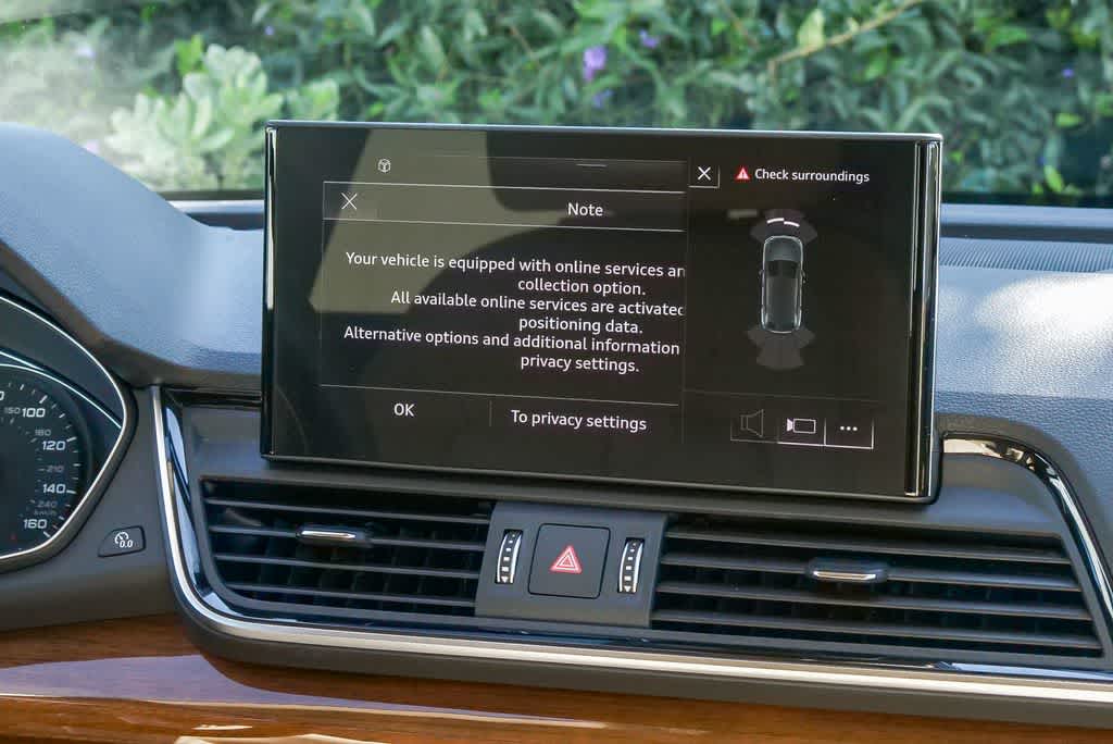 Thumbnail: 2023 Audi Q5 - 11