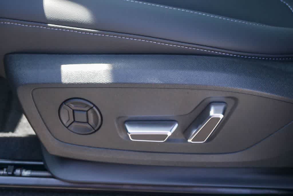 Thumbnail: 2026 Audi Q3 - 21