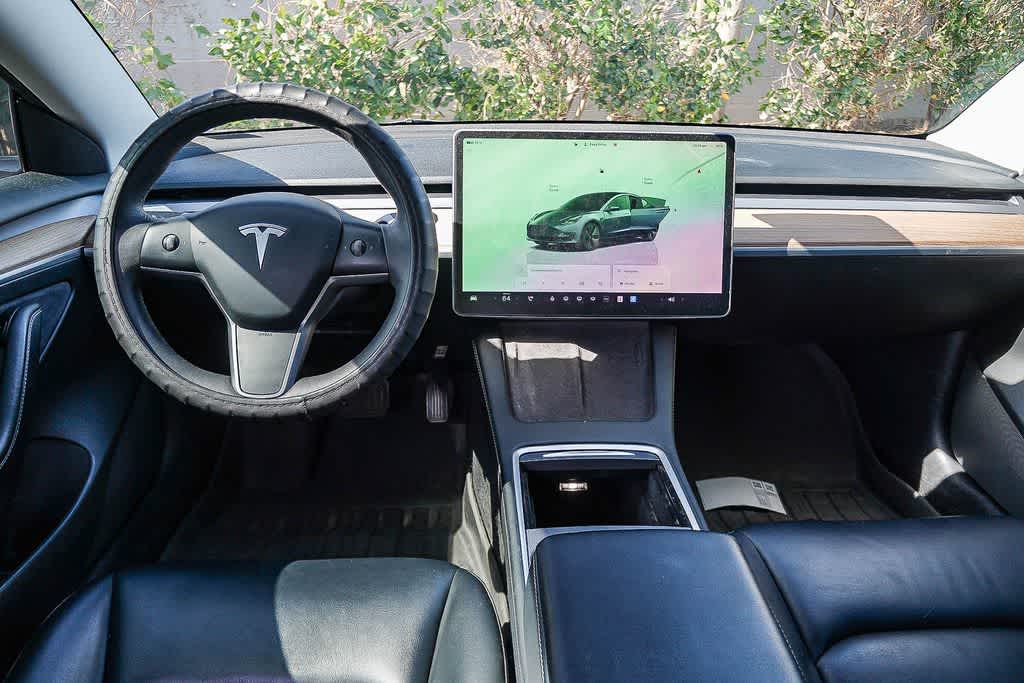 Thumbnail: 2023 Tesla Model 3 - 12