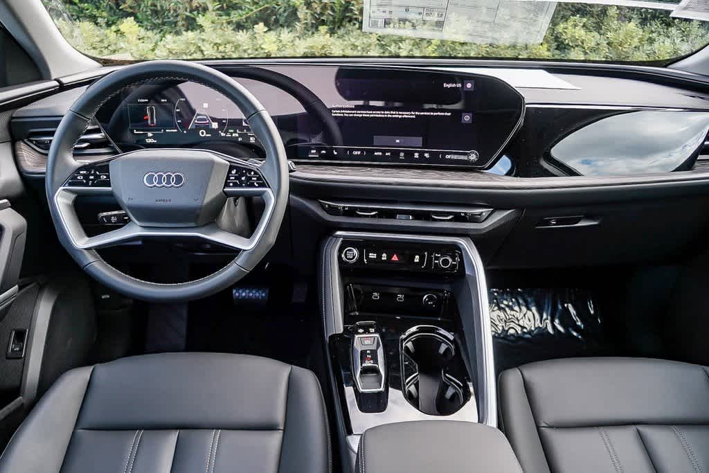 Thumbnail: 2025 Audi Q5 - 12