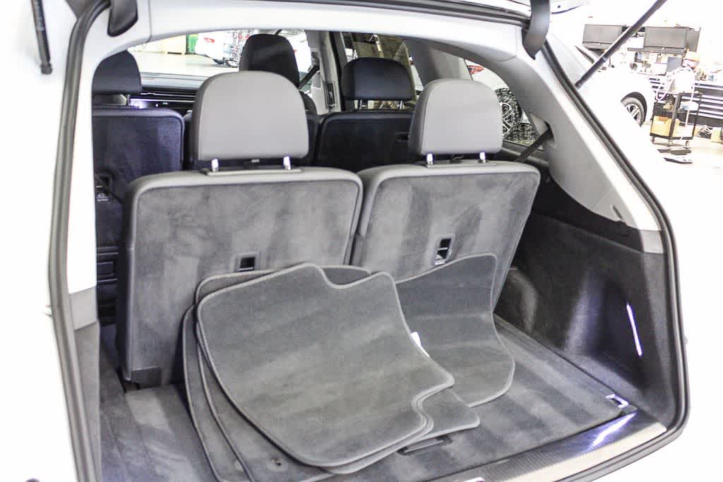 Thumbnail: 2023 Audi Q7 - 20