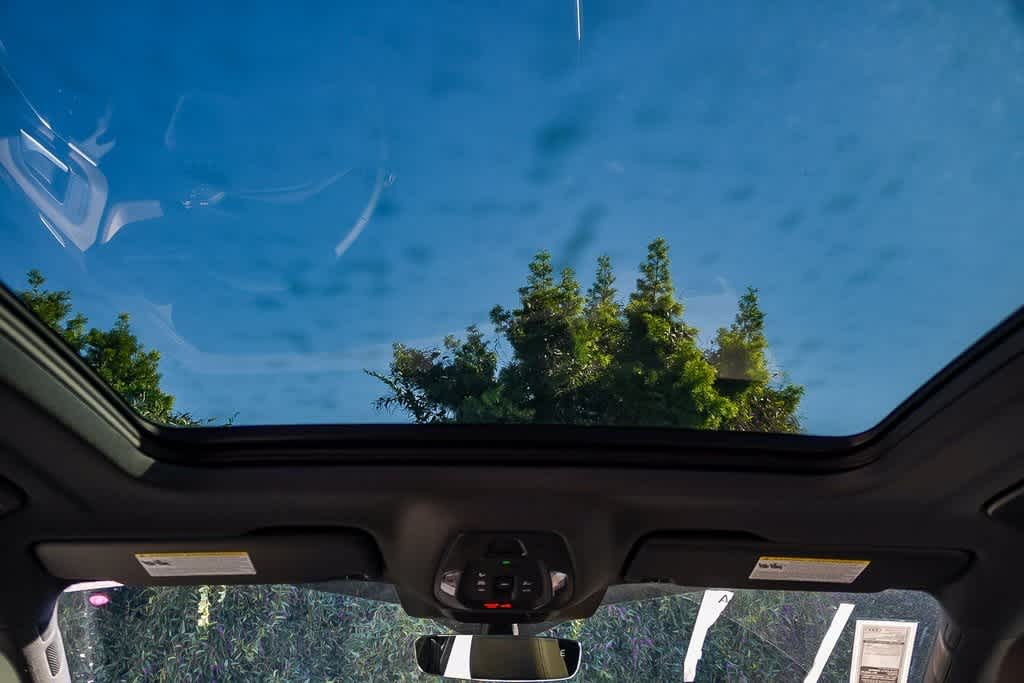 Thumbnail: 2025 Audi Q5 - 18