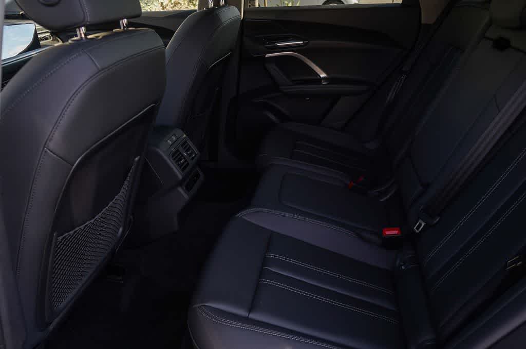 Thumbnail: 2026 Audi Q5 - 21