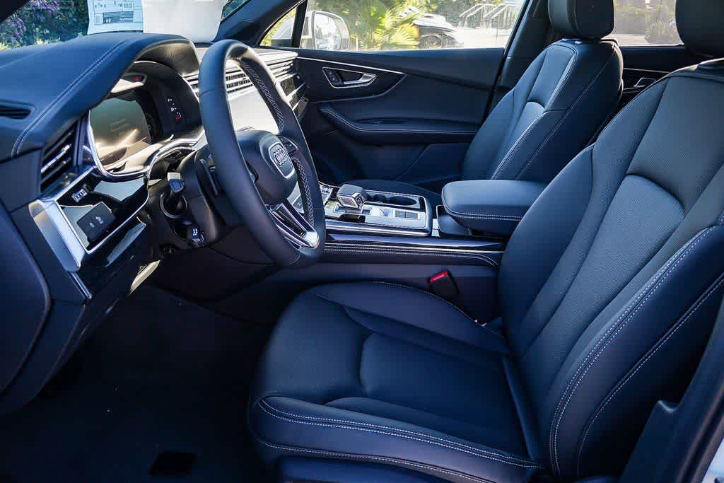 Thumbnail: 2026 Audi Q7 - 20