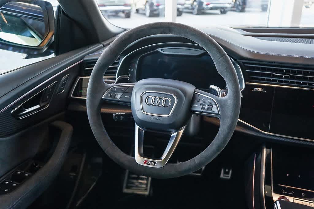 Thumbnail: 2026 Audi RS Q8 - 15