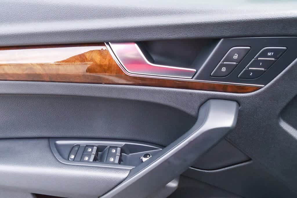 Thumbnail: 2018 Audi Q5 - 19