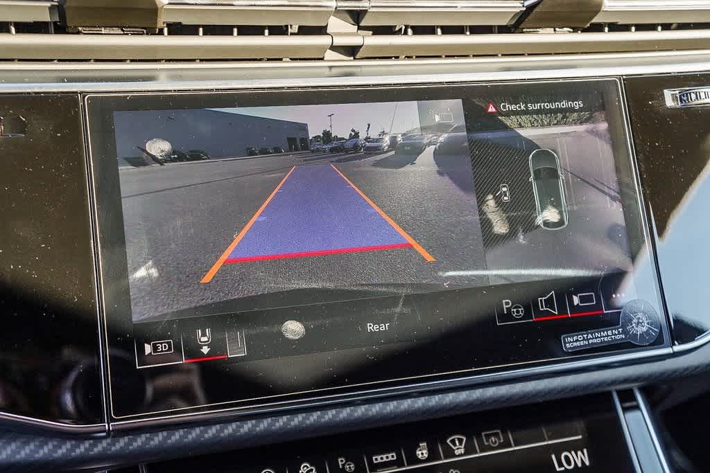 Thumbnail: 2026 Audi SQ8 - 27