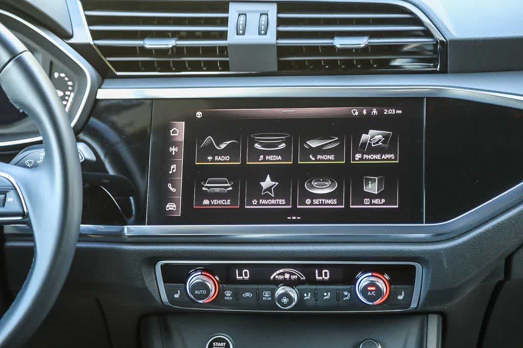 Thumbnail: 2024 Audi Q3 - 11