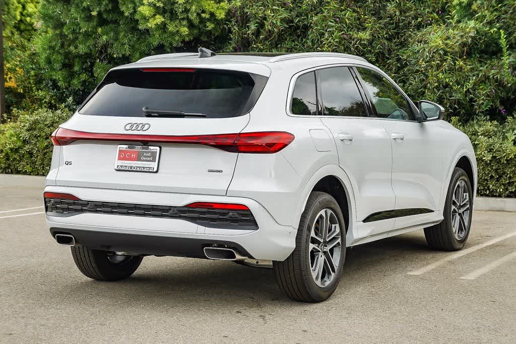 Thumbnail: 2025 Audi Q5 - 4