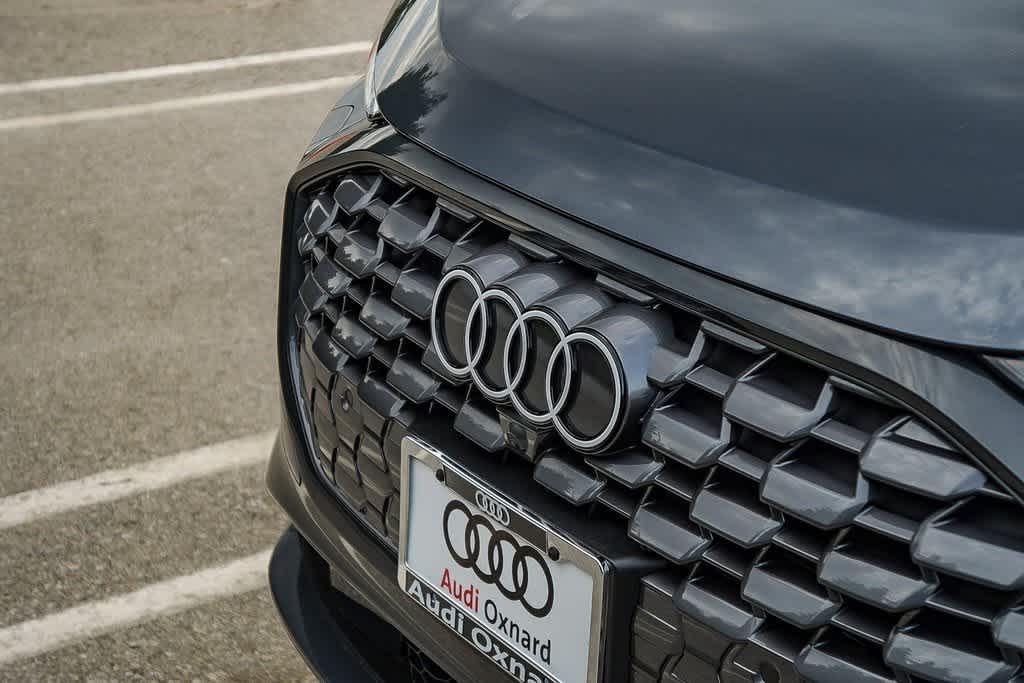 Thumbnail: 2025 Audi Q5 - 9