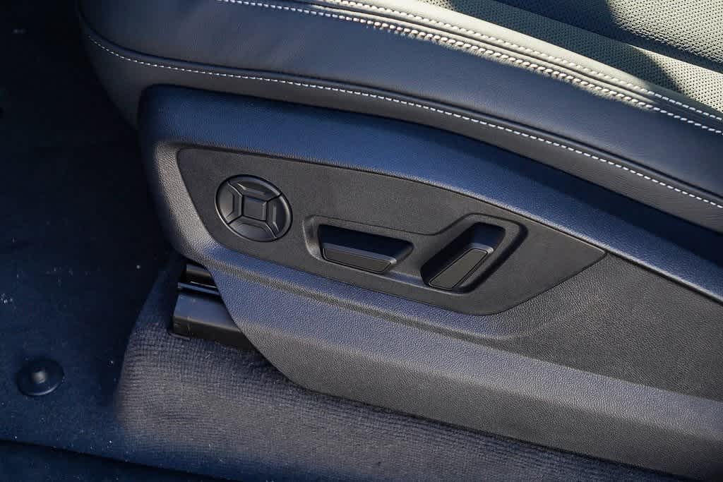 Thumbnail: 2026 Audi Q7 - 24