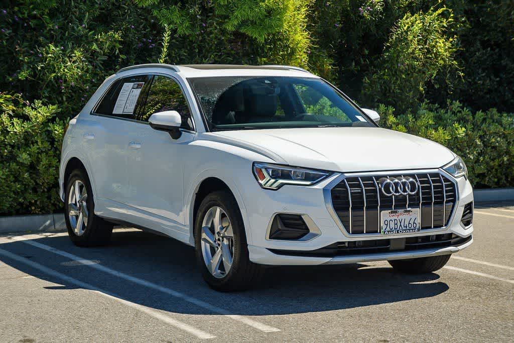 Thumbnail: 2022 Audi Q3 - 3