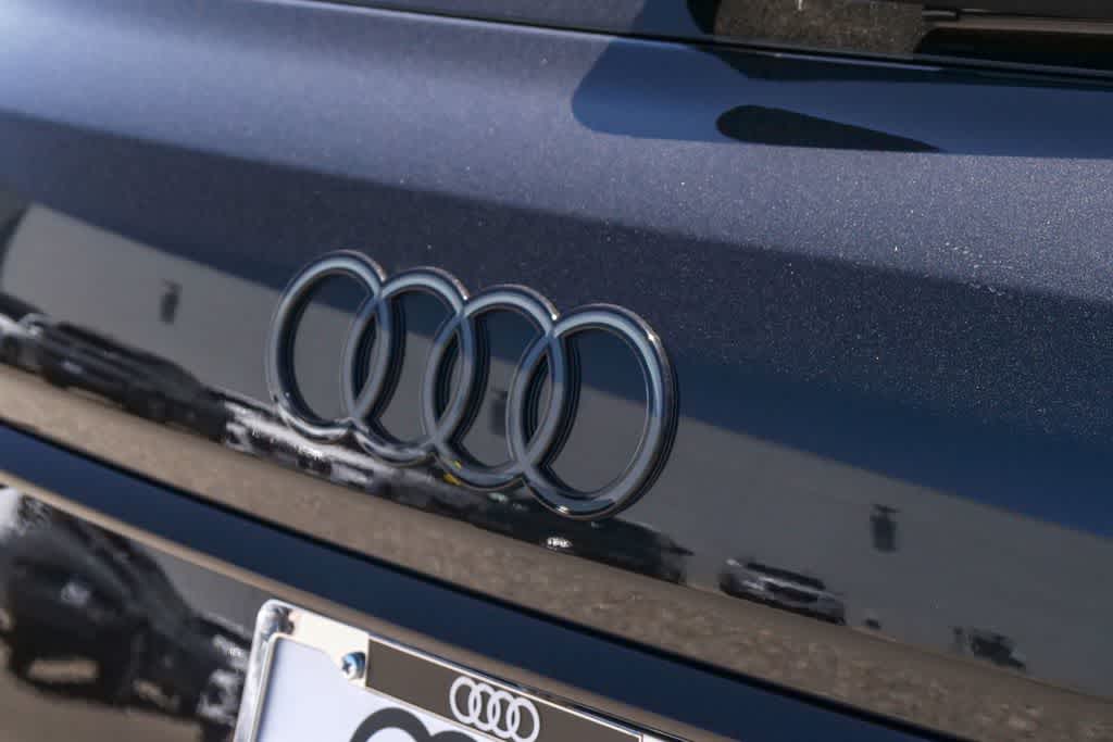 Thumbnail: 2026 Audi Q7 - 11