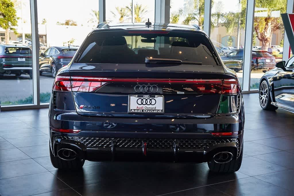 Thumbnail: 2026 Audi RS Q8 - 5