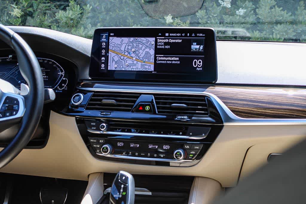 Thumbnail: 2023 BMW 5 Series - 13