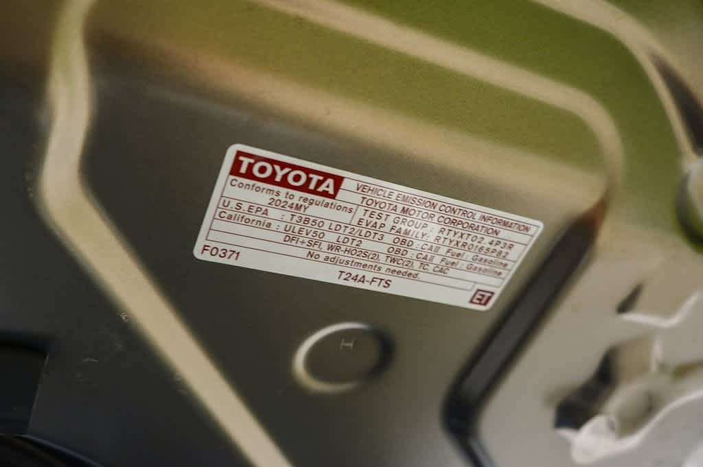 2024 Toyota Tacoma TRD Off-Road 31