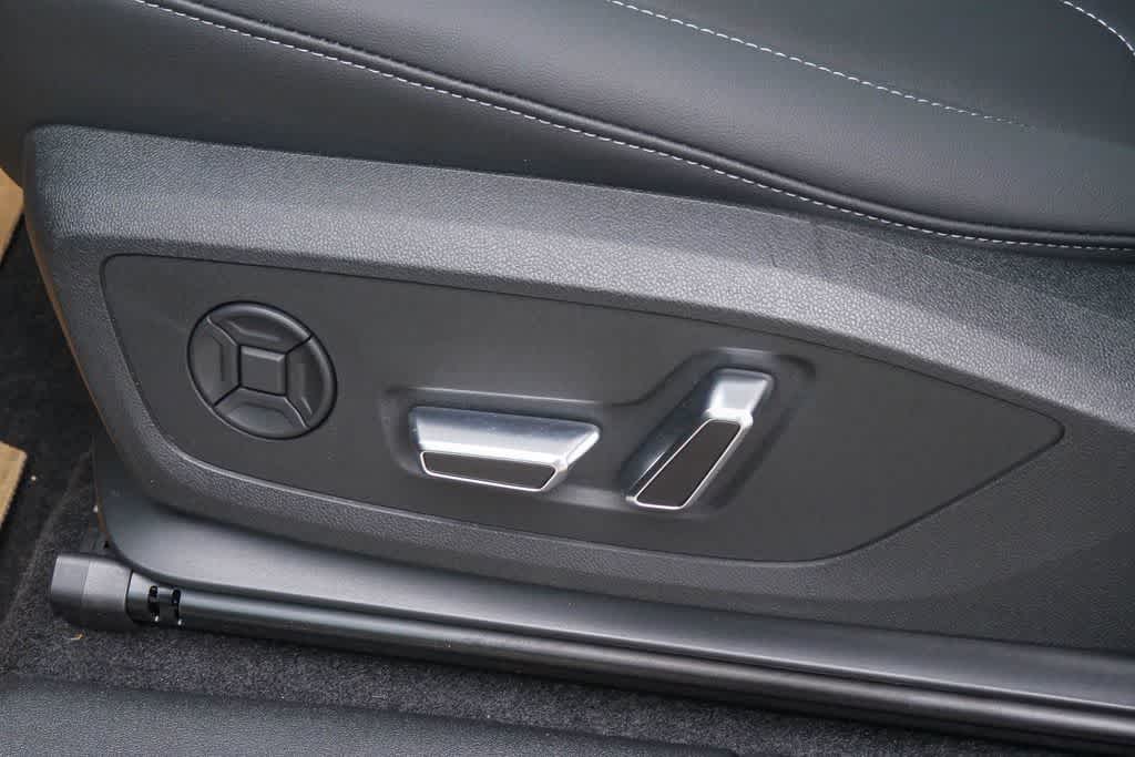 Thumbnail: 2026 Audi Q3 - 20