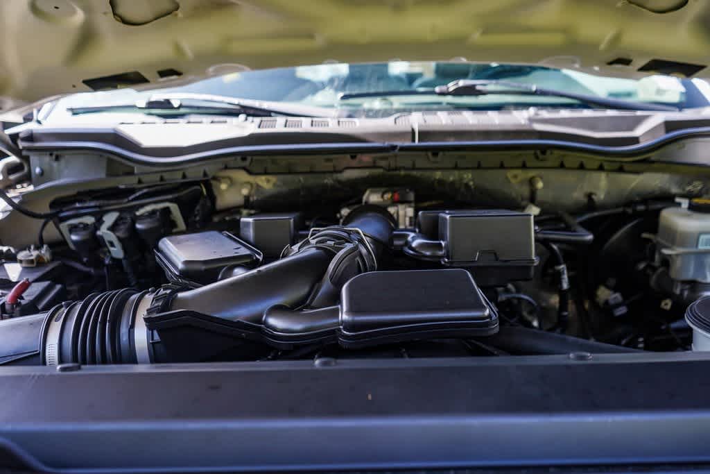 2020 Ford Econoline E-250 28