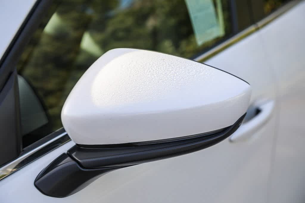 Thumbnail: 2023 Mazda CX-30 - 17