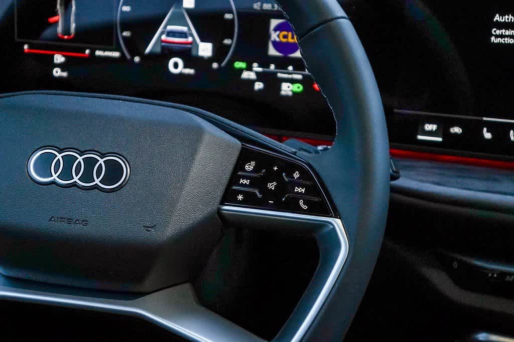 Thumbnail: 2025 Audi Q5 - 17