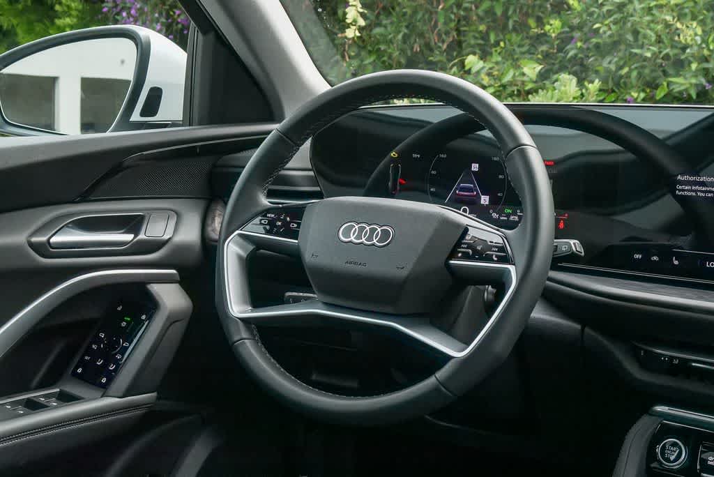 Thumbnail: 2025 Audi Q5 - 14