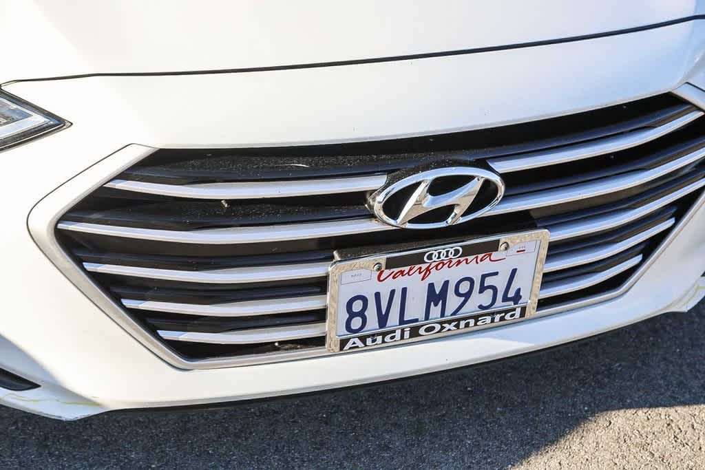 Thumbnail: 2017 Hyundai Elantra - 15