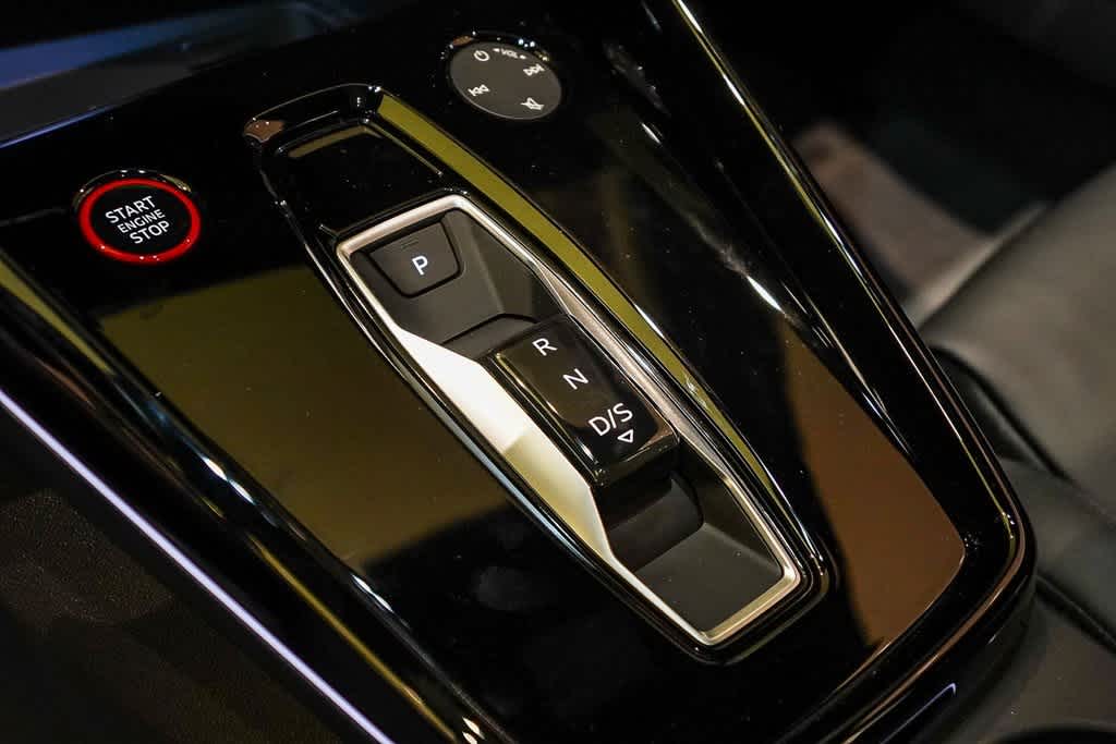 Thumbnail: 2026 Audi RS 3 - 22