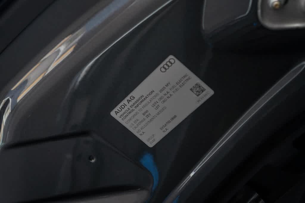Thumbnail: 2025 Audi SQ6 e-tron - 28