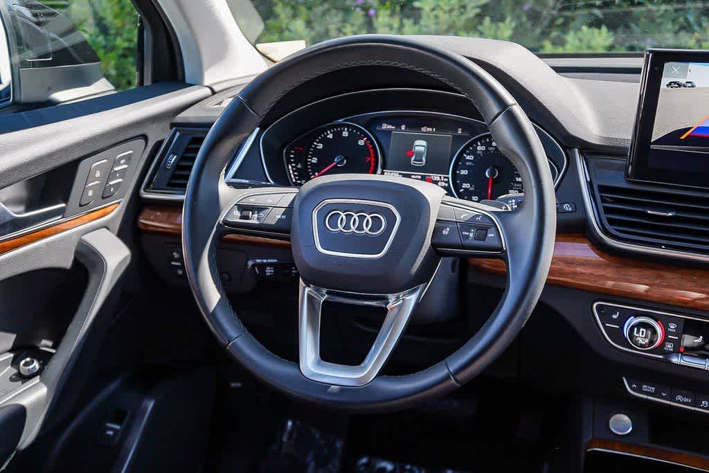 Thumbnail: 2023 Audi Q5 - 15