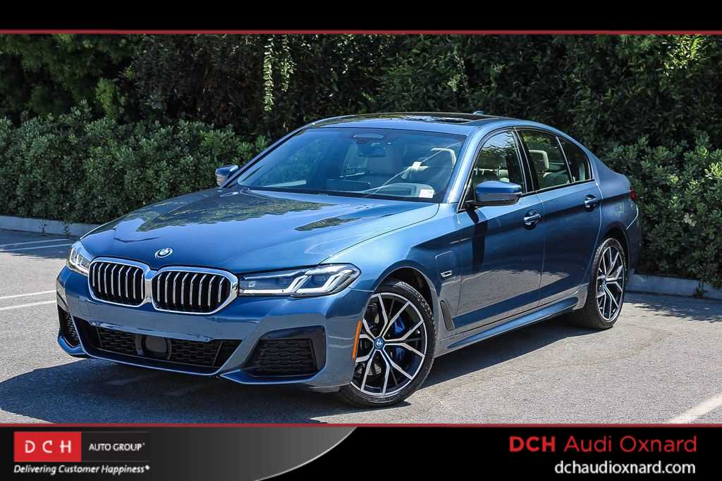 Thumbnail: 2023 BMW 5 Series - 1