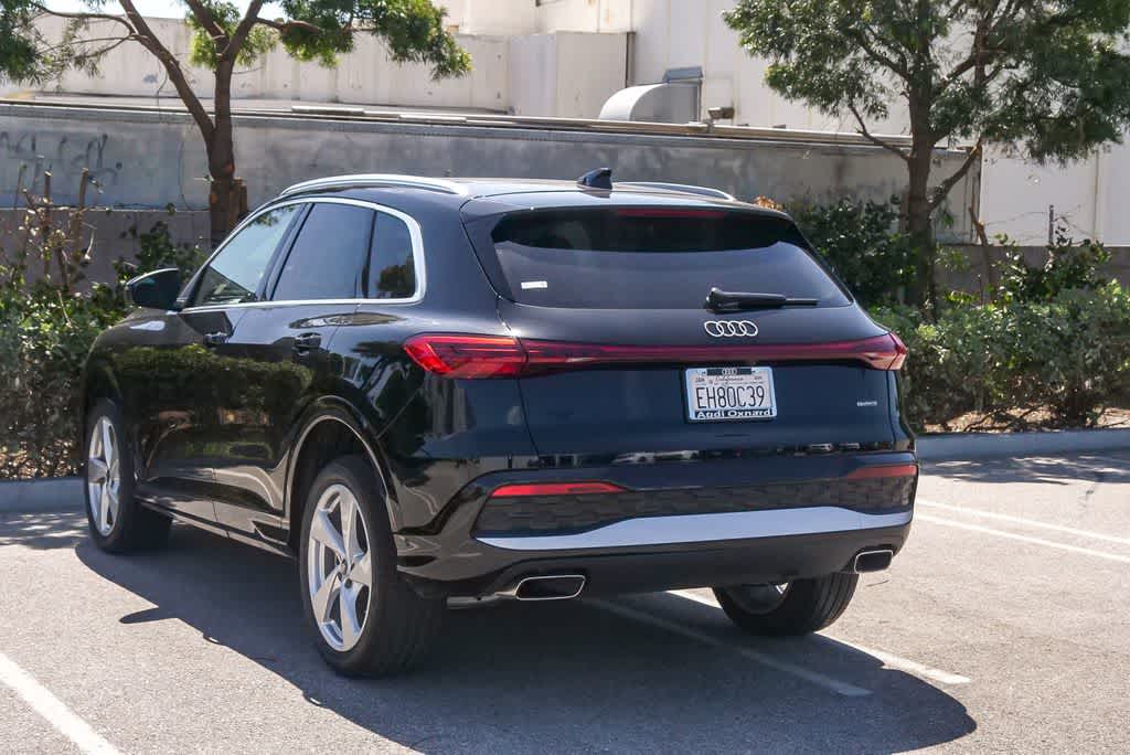 Thumbnail: 2025 Audi Q5 - 8