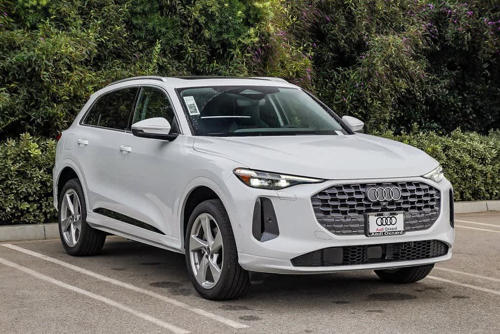 Thumbnail: 2025 Audi Q5 - 3