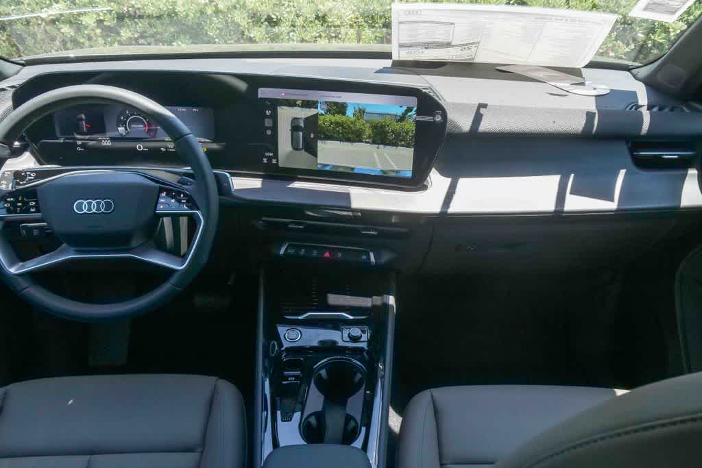 Thumbnail: 2026 Audi Q3 - 12