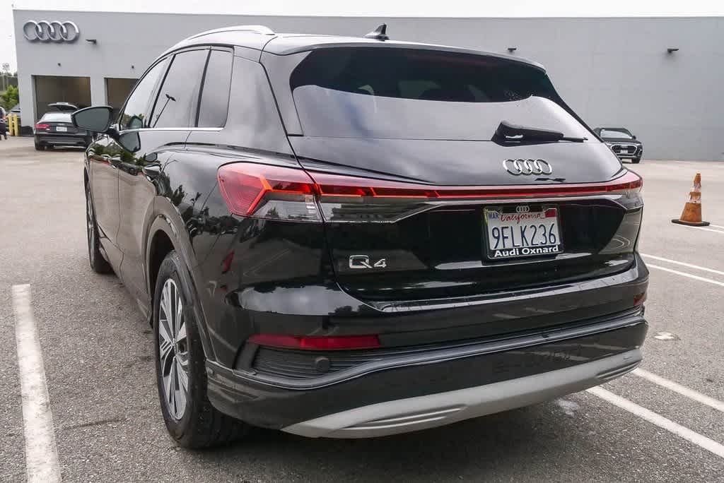 Thumbnail: 2023 Audi Q4 e-tron - 9