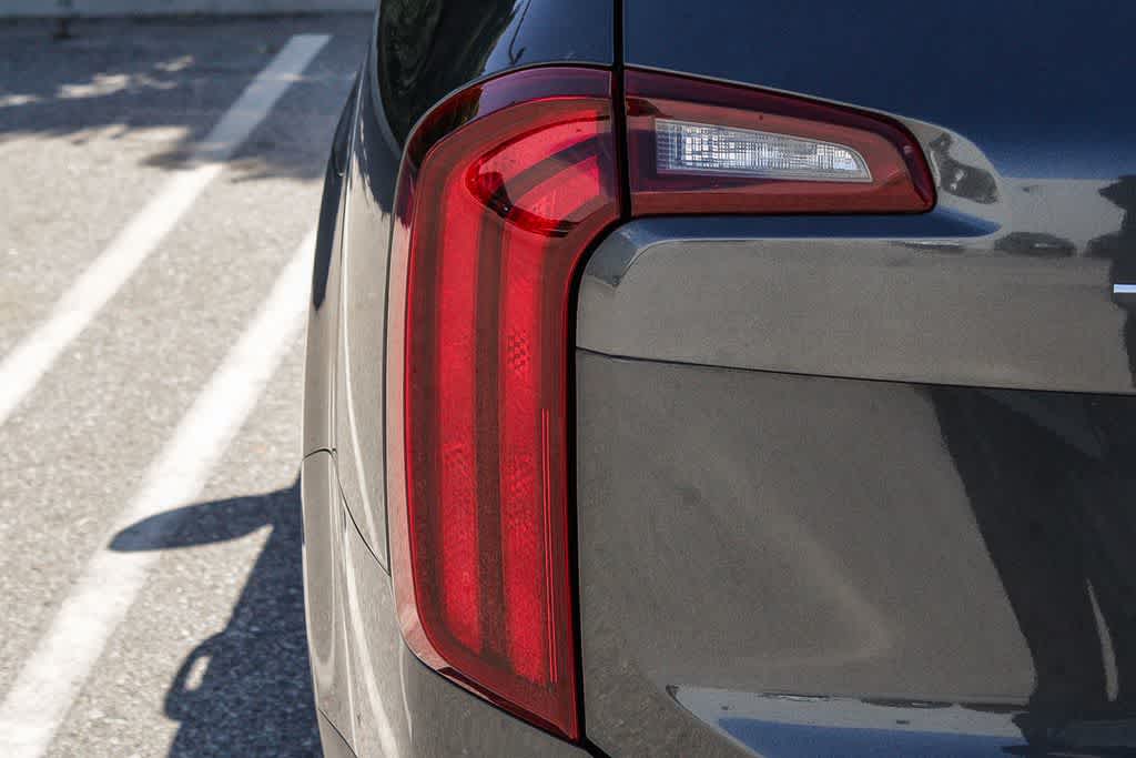 Thumbnail: 2020 Kia Telluride - 14